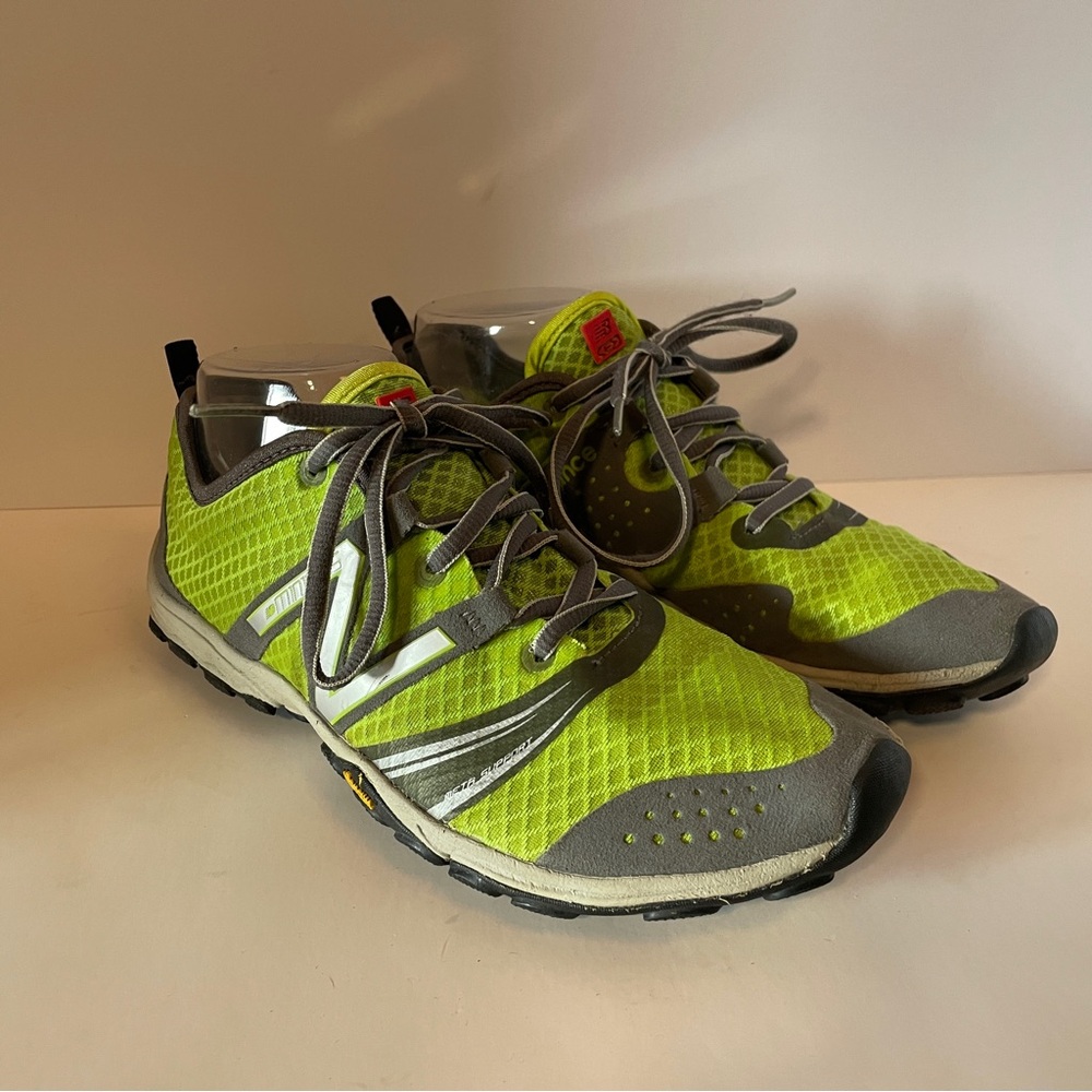 New Balance - Green and Gray Athletic Shoes with Breathable Mesh